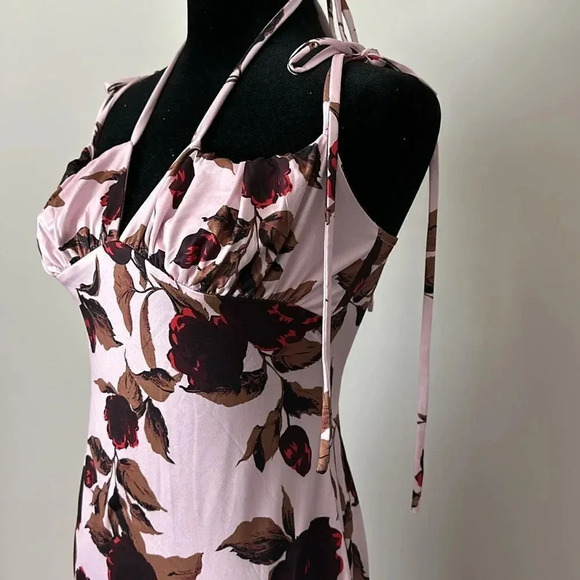Tie Shoulder Fishtail Hem Floral Print Dress - Picture 10 of 14